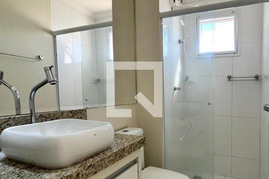 Banheiro de apartamento à venda com 2 quartos, 55m² em Jardim Chapadão, Campinas