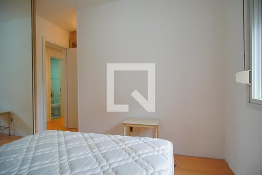 Suíte de apartamento à venda com 3 quartos, 84m² em  Boa Vista, Porto Alegre