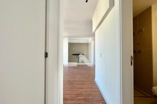 Corredor de apartamento à venda com 2 quartos, 79m² em Chácara Inglesa, São Paulo