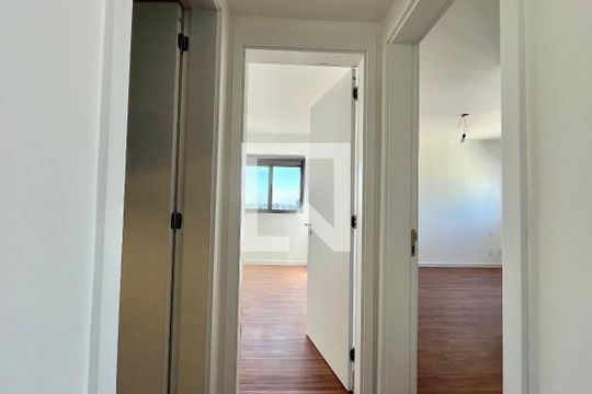 Corredor de apartamento à venda com 2 quartos, 79m² em Chácara Inglesa, São Paulo