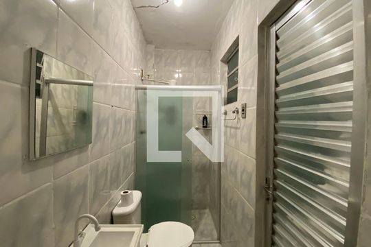 Banheiro casa 1 de apartamento à venda com 4 quartos, 300m² em Jardim Paulo Vi, São Paulo