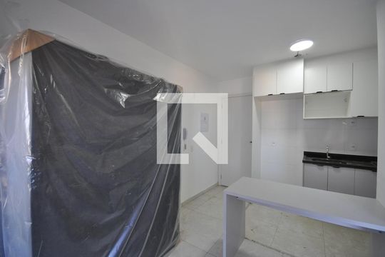 Sala de apartamento à venda com 1 quarto, 27m² em Vila Mazzei, São Paulo