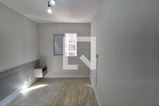 Suíte  de apartamento para alugar com 2 quartos, 59m² em Picanço, Guarulhos