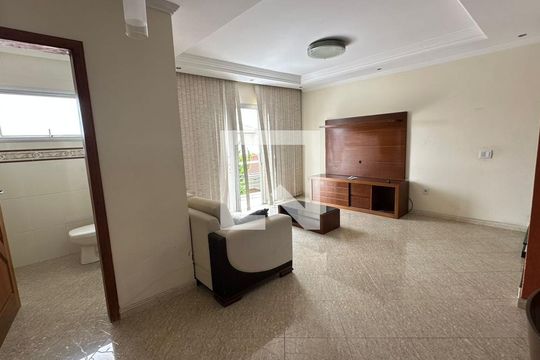 Sala de casa de condomínio para alugar com 3 quartos, 280m² em Parque Santana, Mogi das Cruzes