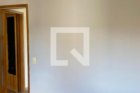 Quarto de apartamento para alugar com 2 quartos, 50m² em Jardim da Gloria, Cotia