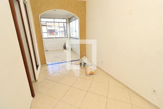 Casa para alugar com 2 quartos, 60m² em São Gonçalo, Salvador