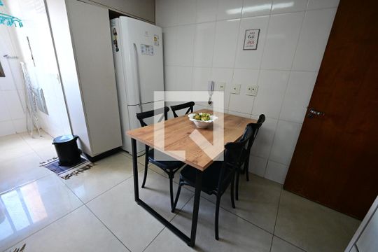Apartamento à venda com 3 quartos, 112m² em Setor Bueno, Goiânia
