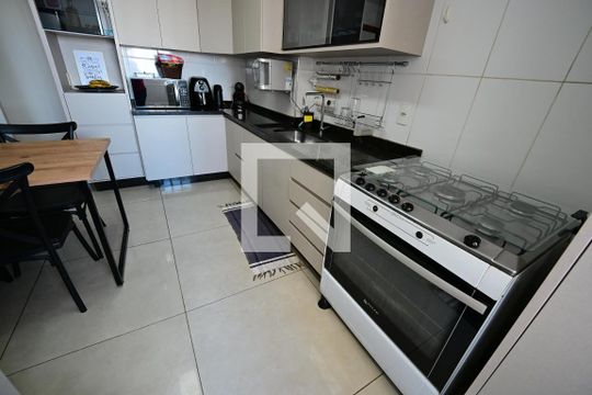 Apartamento à venda com 3 quartos, 112m² em Setor Bueno, Goiânia