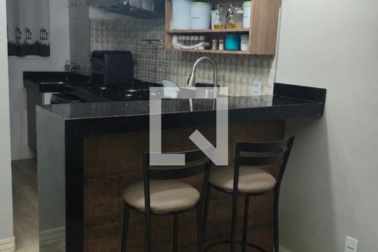 Sala de apartamento à venda com 2 quartos, 47m² em Residencial Novo Tempo, Campinas