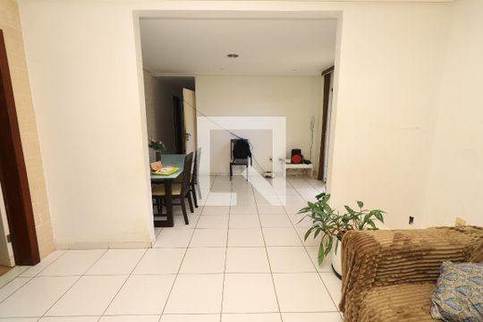 Casa para alugar com 3 quartos, 114m² em Itapuã, Salvador