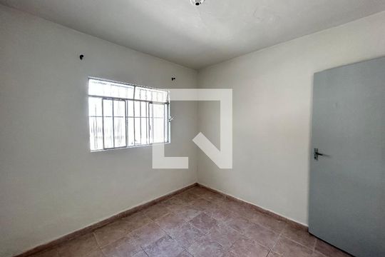 Casa para alugar com 2 quartos, 45m² em Glória, Belo Horizonte