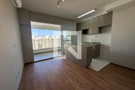 Sala de apartamento para alugar com 2 quartos, 55m² em Jardim Esperanca, Barueri