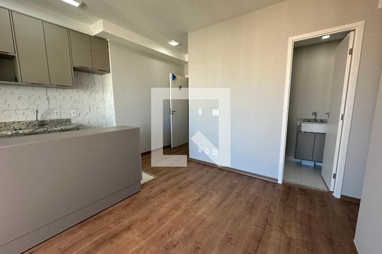 Sala de apartamento para alugar com 2 quartos, 55m² em Jardim Esperanca, Barueri
