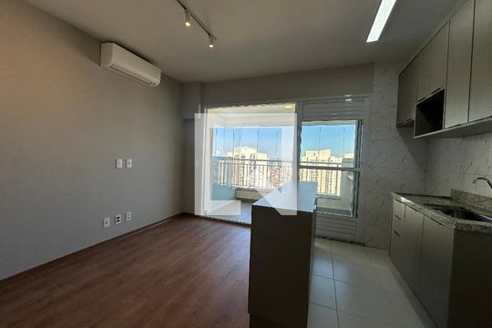 Sala de apartamento para alugar com 2 quartos, 55m² em Jardim Esperanca, Barueri