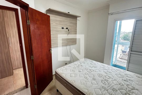 Quarto 1 de apartamento para alugar com 2 quartos, 50m² em Parque Capuava, Santo André