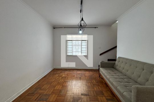 Sala de casa para alugar com 2 quartos, 230m² em Sumaré, São Paulo
