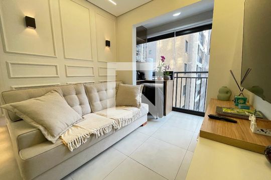 Sala de apartamento para alugar com 2 quartos, 44m² em Butantã, São Paulo