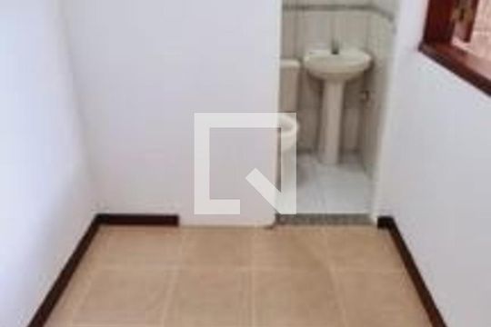 Quarto de casa de condomínio à venda com 3 quartos, 105m² em Baldeador, Niterói