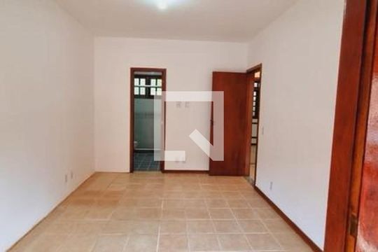 Quarto de casa de condomínio à venda com 3 quartos, 105m² em Baldeador, Niterói