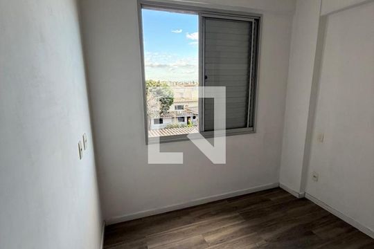 Quarto de apartamento para alugar com 2 quartos, 55m² em Santa Branca, Belo Horizonte