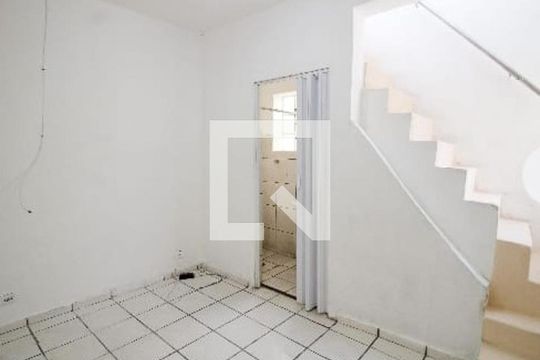 Sala de casa à venda com 6 quartos, 125m² em Chácara Mafalda, São Paulo