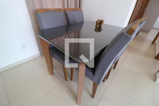 Sala de apartamento para alugar com 2 quartos, 55m² em Grand Ville, Uberlândia