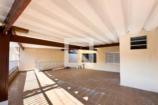 Sacada de casa para alugar com 3 quartos, 210m² em Ferrazópolis, São Bernardo do Campo