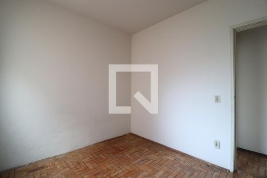 Quarto 1 de apartamento para alugar com 3 quartos, 82m² em Patrimônio, Uberlândia
