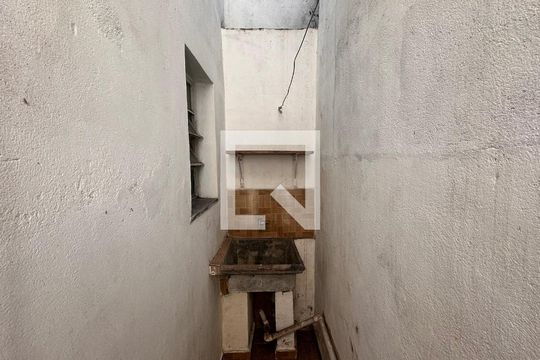 Casa para alugar com 1 quarto, 60m² em Jardim Angela (zona Sul), São Paulo