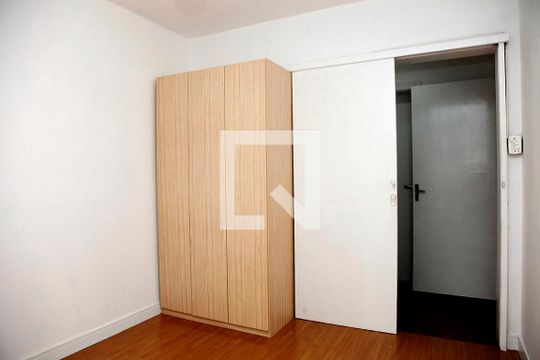 Quarto 2 de apartamento para alugar com 2 quartos, 67m² em Mont’serrat, Porto Alegre