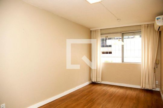Sala de apartamento para alugar com 2 quartos, 67m² em Mont’serrat, Porto Alegre