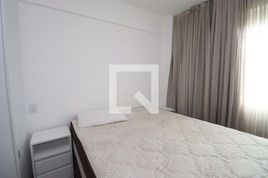 Quarto 2 de apartamento para alugar com 2 quartos, 68m² em Piatã, Salvador