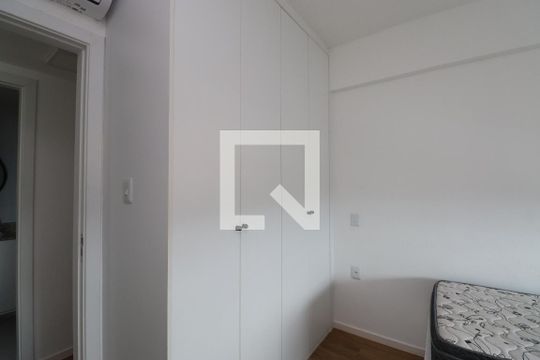 Quarto 1 de apartamento para alugar com 2 quartos, 68m² em Piatã, Salvador