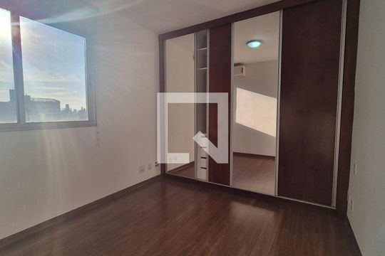 Apartamento para alugar com 2 quartos, 70m² em Santa Efigênia, Belo Horizonte