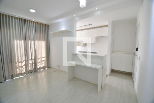 Sala de apartamento à venda com 2 quartos, 58m² em Jardim Chapadão, Campinas