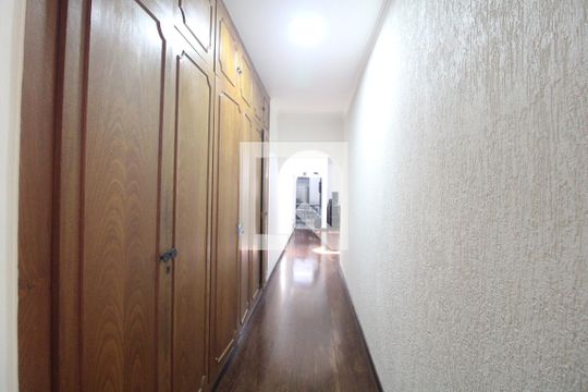 Corredor de casa à venda com 3 quartos, 194m² em Interlagos, São Paulo
