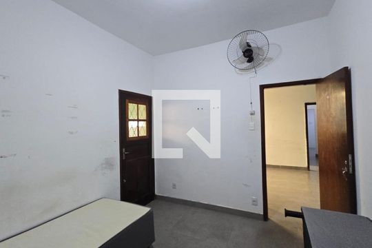Casa para alugar com 5 quartos, 360m² em Prado, Belo Horizonte