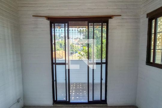 Ante sala de casa para alugar com 3 quartos, 250m² em Irajá, Rio de Janeiro
