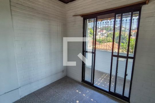 Ante sala de casa para alugar com 3 quartos, 250m² em Irajá, Rio de Janeiro