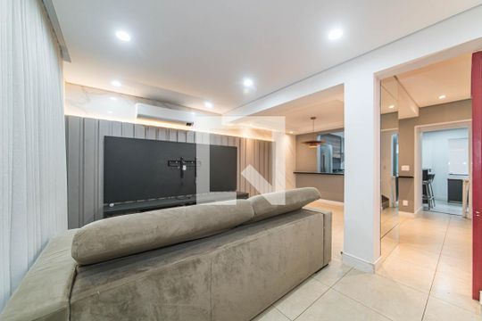 Sala de casa para alugar com 3 quartos, 220m² em Cidade Monções, São Paulo