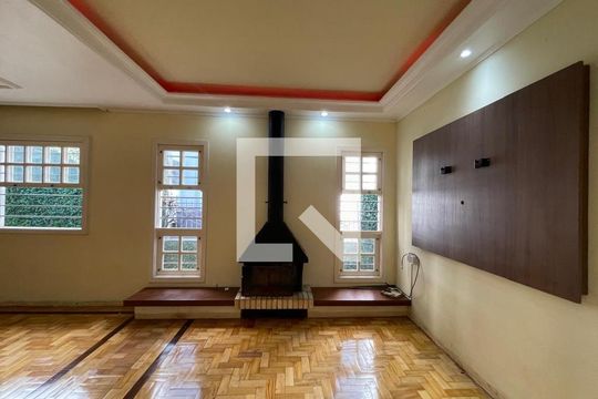 Sala de casa à venda com 4 quartos, 253m² em Centro, São Leopoldo