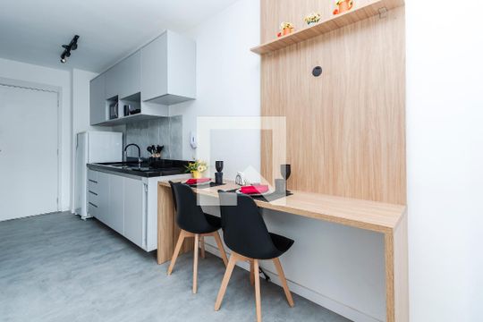 Studio de kitnet/studio para alugar com 1 quarto, 29m² em Vila Congonhas, São Paulo