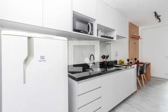 Studio de kitnet/studio para alugar com 1 quarto, 29m² em Vila Congonhas, São Paulo