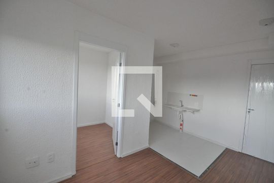 Sala de apartamento para alugar com 2 quartos, 32m² em Parque Novo Mundo, São Paulo