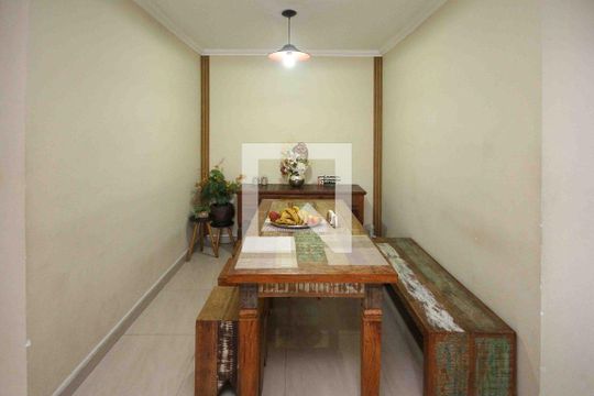 Apartamento à venda com 3 quartos, 60m² em Jardim Santa Teresinha, São Paulo