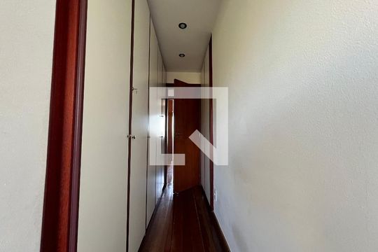 Suíte 1 - Armários  de apartamento para alugar com 4 quartos, 210m² em Bom Pastor, Juiz de Fora