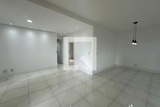 Sala de apartamento para alugar com 2 quartos, 76m² em Jardim Tupanci, Barueri