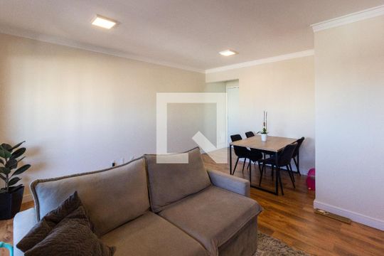 Sala de apartamento para alugar com 2 quartos, 71m² em Gopouva, Guarulhos