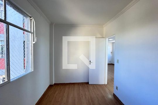 Apartamento para alugar com 2 quartos, 65m² em Conjunto California, Belo Horizonte