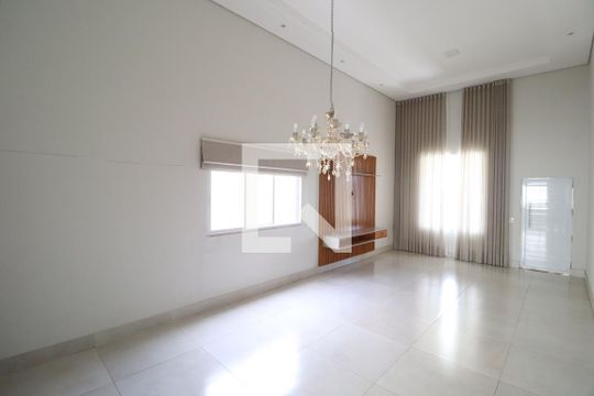 Sala de casa para alugar com 3 quartos, 200m² em Jardim Karaíba, Uberlândia
